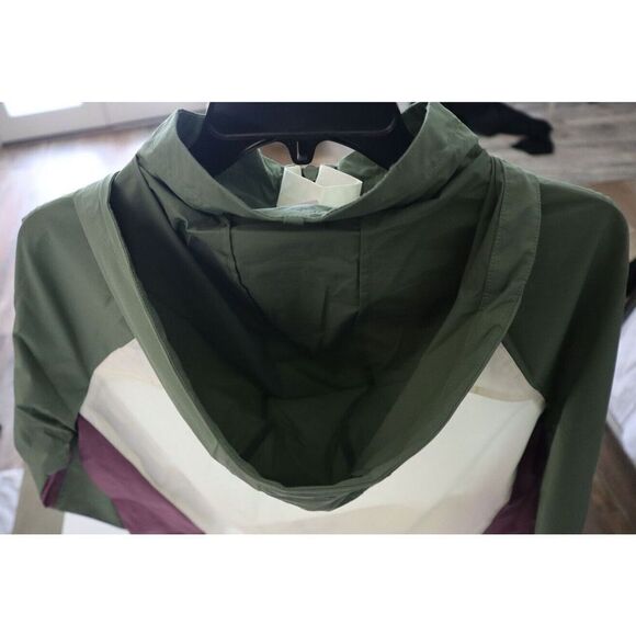 RLX x Ralph Lauren Women's Sz M Green Colorblock Hoodie Windbreaker Jacket $228 - Picture 11 of 11